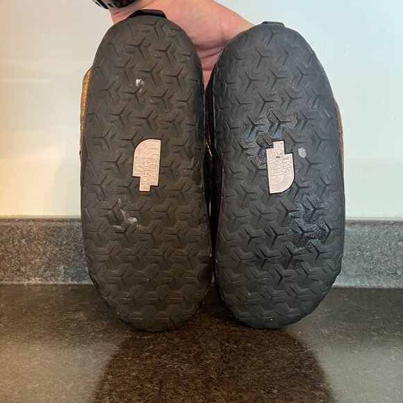 The North Face Nuptse Mules - Size 9 - Picture 3 of 9